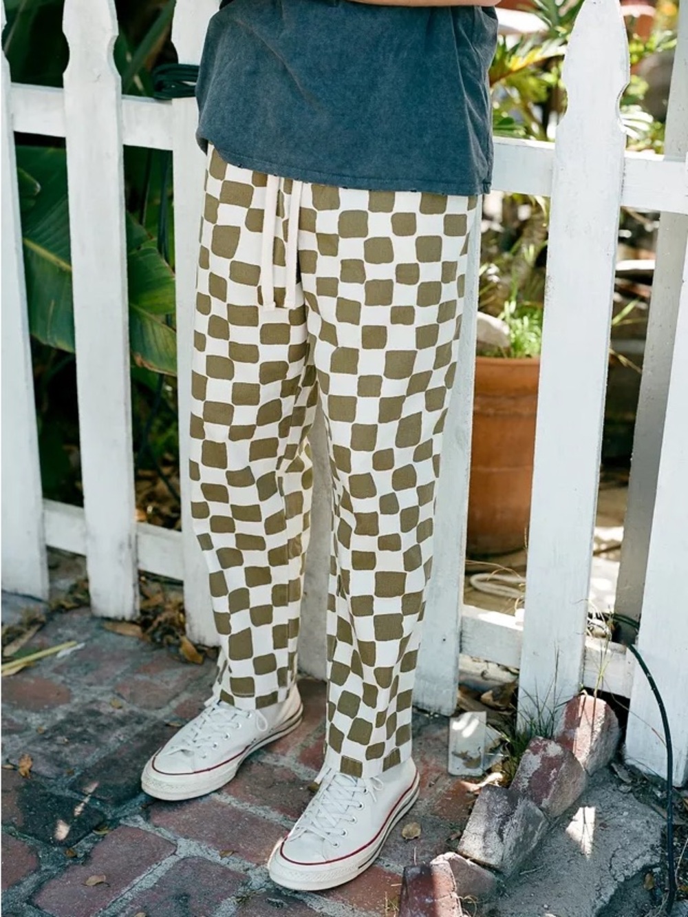 Urban Outfitters Olive and Cream Checkerboard mens pants size Large